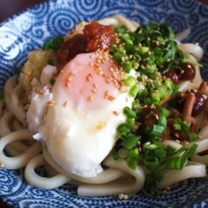 なめこが食べたくて、そうめんじゃなくてウドンですが、、、さっぱり食べれて美味しかったです。次はそうめんで♪